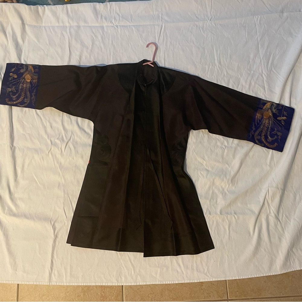 Asian style embroidered coat with tie string front